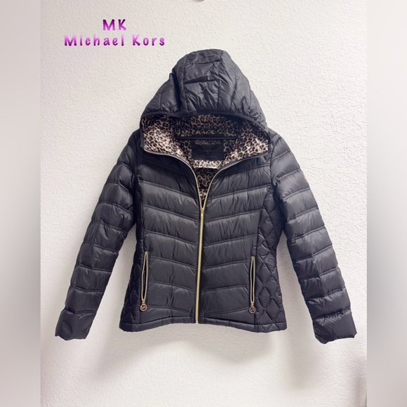 Michael Kors Jackets & Blazers - MK Michael Kors Black Packable Down Fill Hooded Jacket Womans M